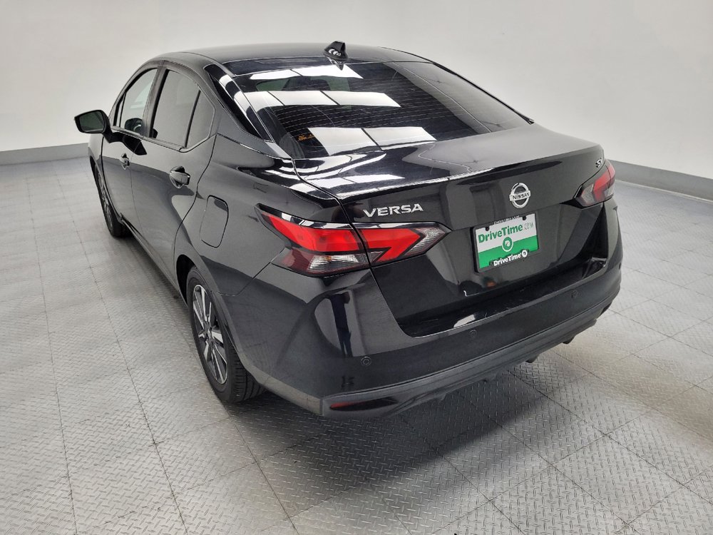 Used 2021 Nissan Versa SV FWD image 6