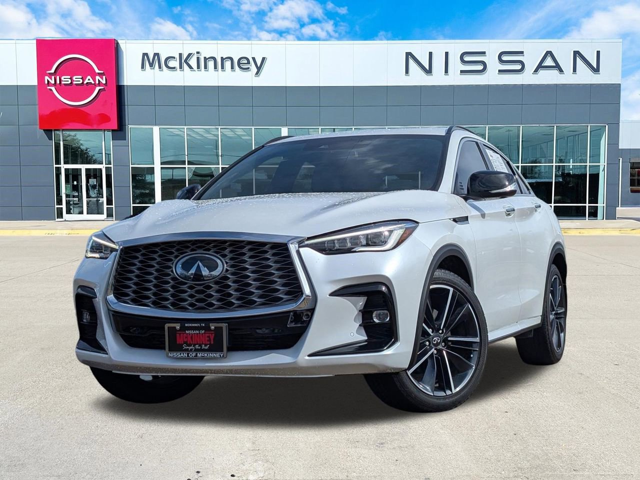 Used 2023 INFINITI QX55 Essential image 1
