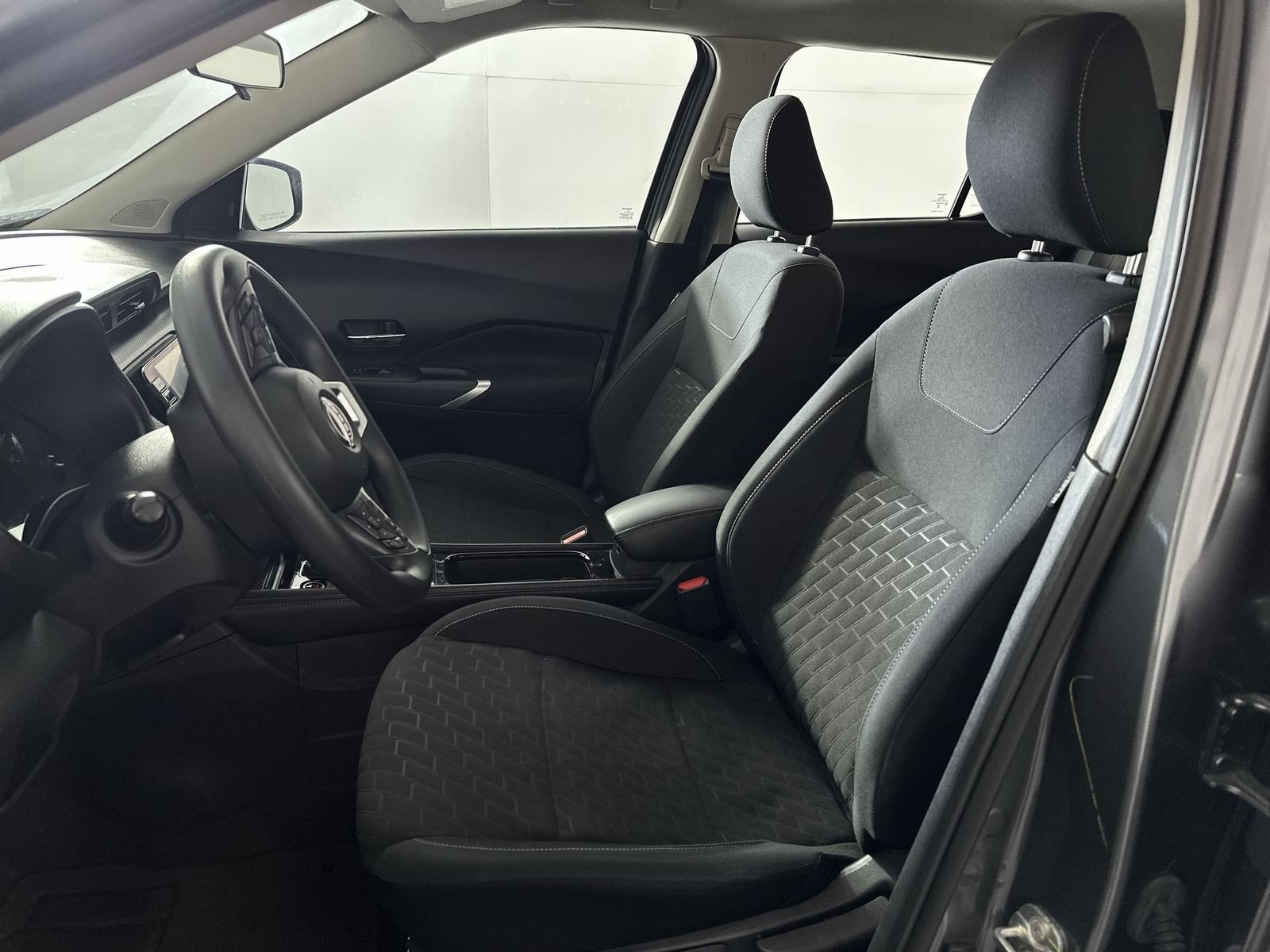 Certified 2024 Nissan Kicks SV FWD image 11