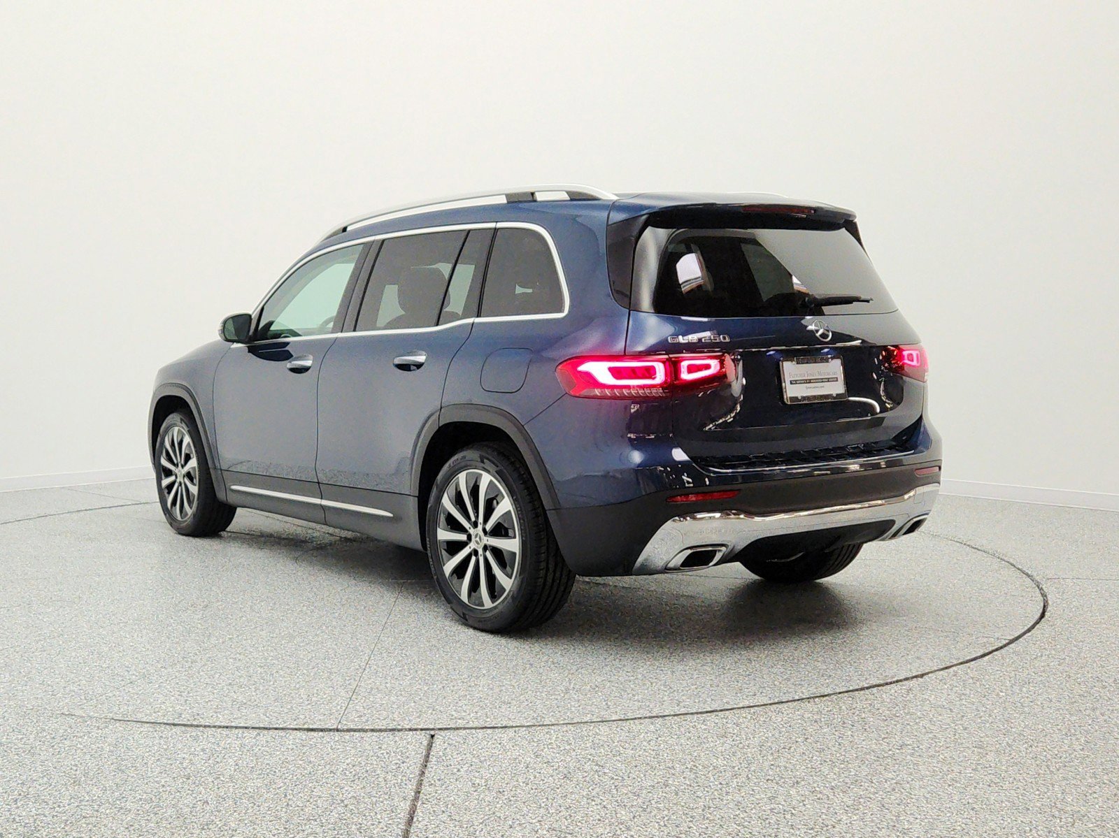 Used 2022 Mercedes-Benz GLB 250 image 7