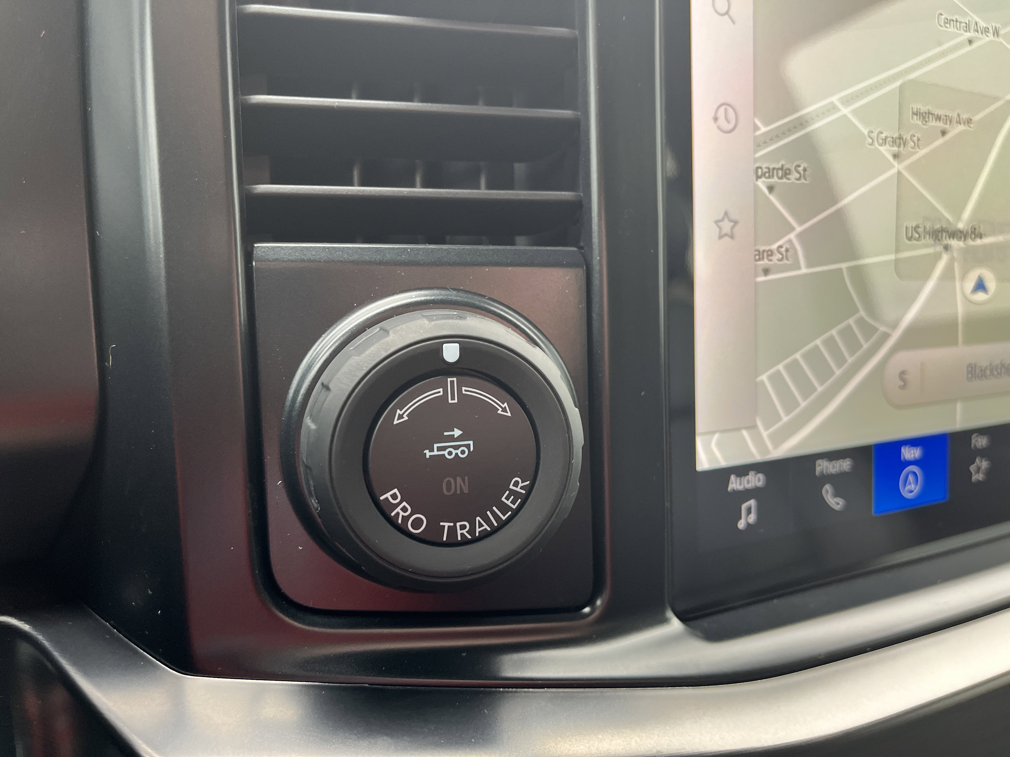 New 2026 Ford F250 Lariat w/ Lariat Ultimate Package image 29