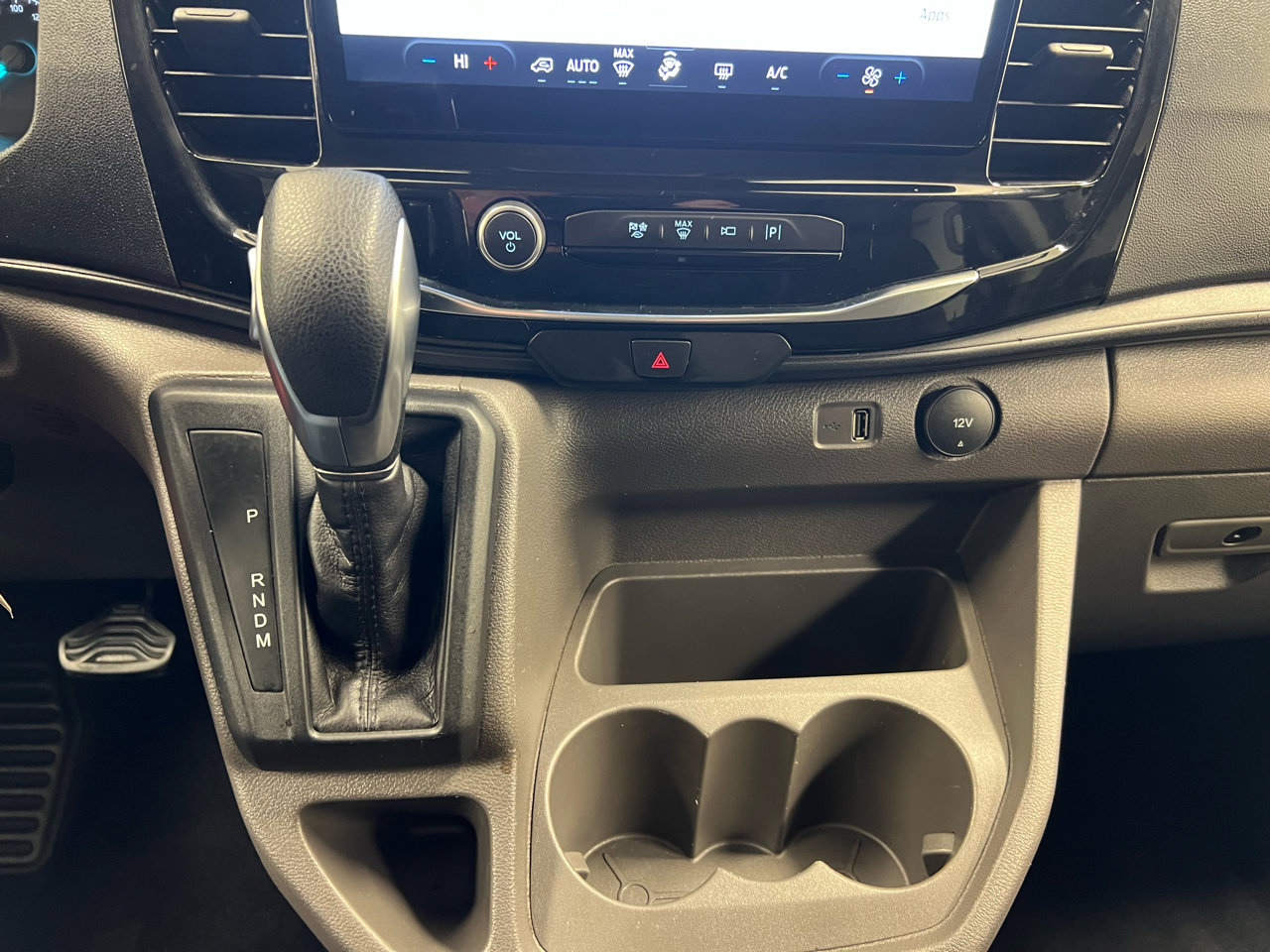 Used 2023 Ford Transit 350 XLT image 20