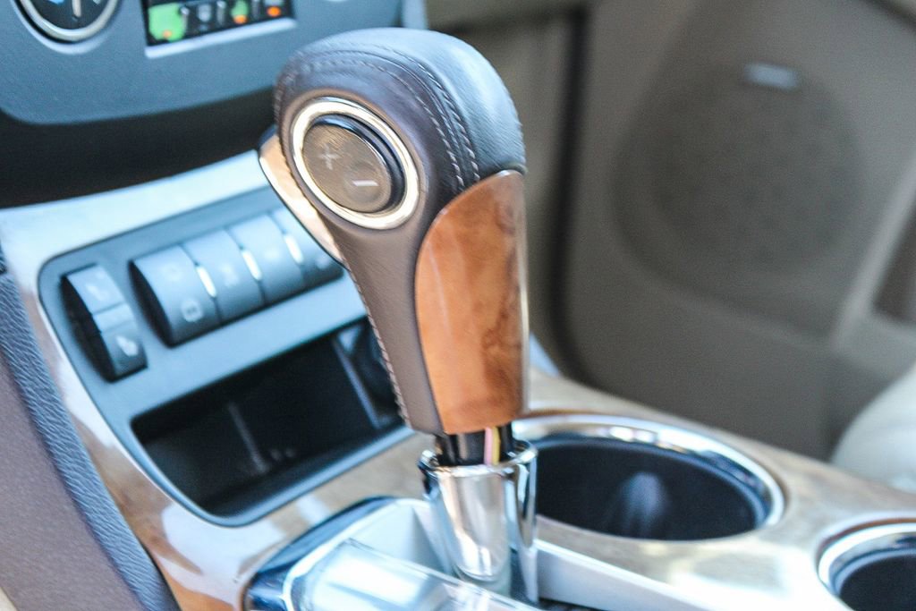 Used 2008 Buick Enclave CXL w/ Entertainment Package #1 image 22