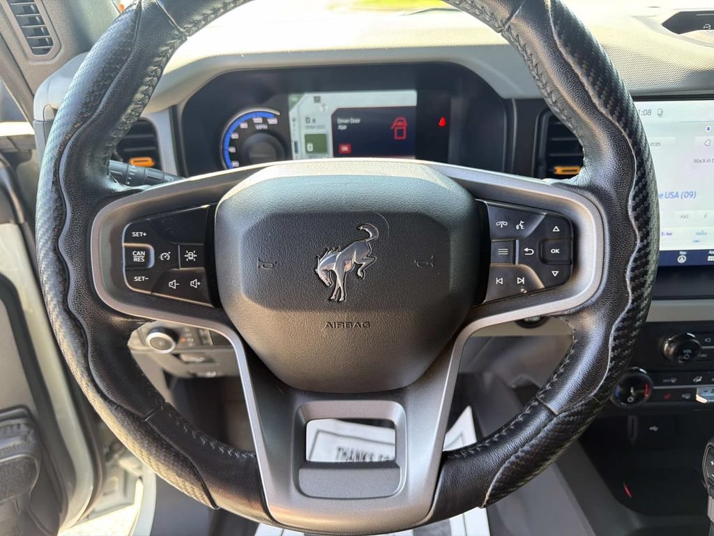 Used 2022 Ford Bronco Badlands AWD/4WD image 9