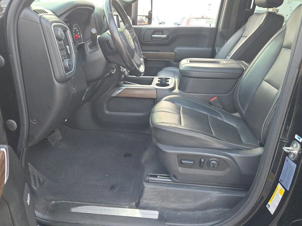 Used 2021 Chevrolet Silverado 2500 High Country AWD/4WD image 25