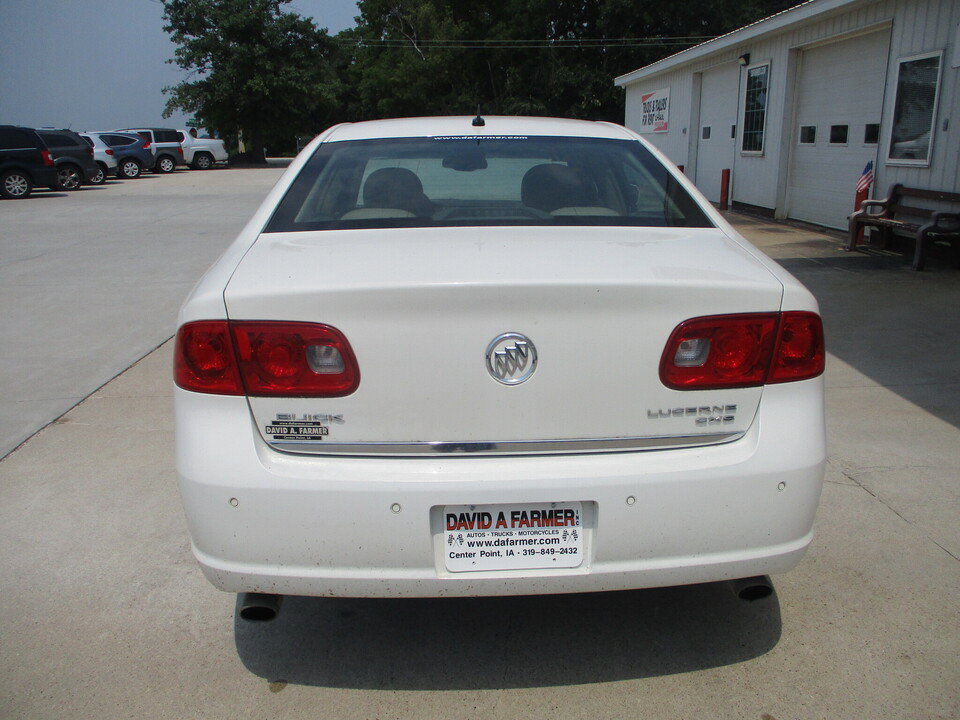 Used 2007 Buick Lucerne CXS w/ Driver Confidence Package FWD image 5