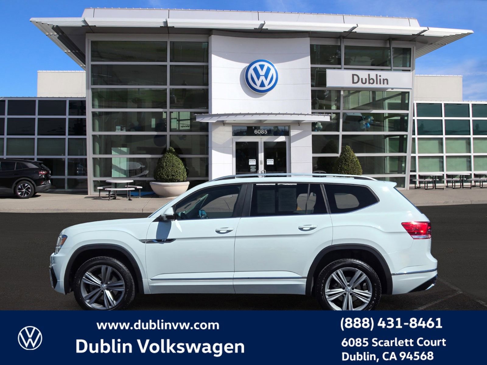 Used 2019 Volkswagen Atlas SE w/ Panoramic Sunroof Package image 7