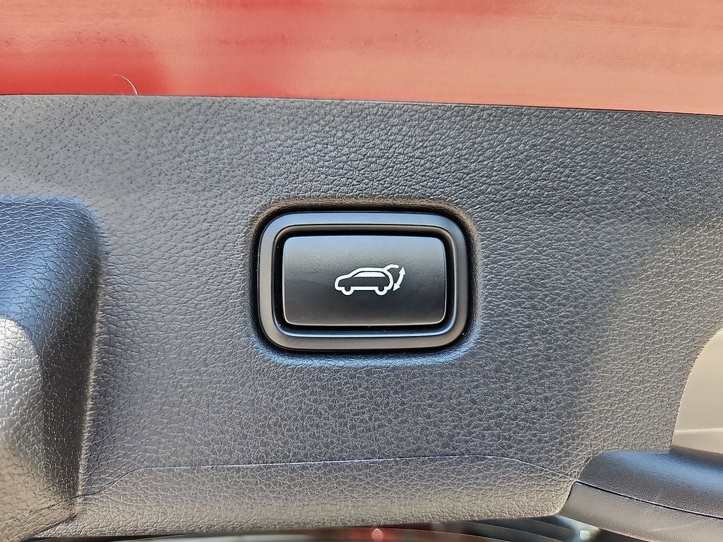 Used 2025 Kia Sportage SX FWD image 16