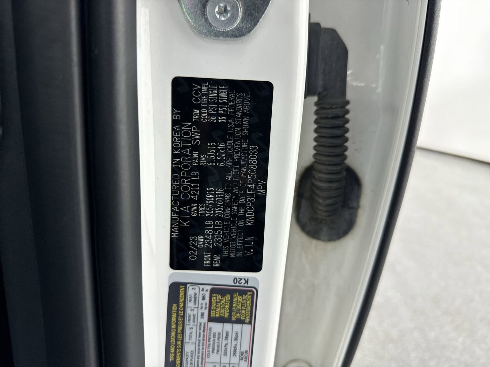 Used 2023 Kia Niro LX image 36