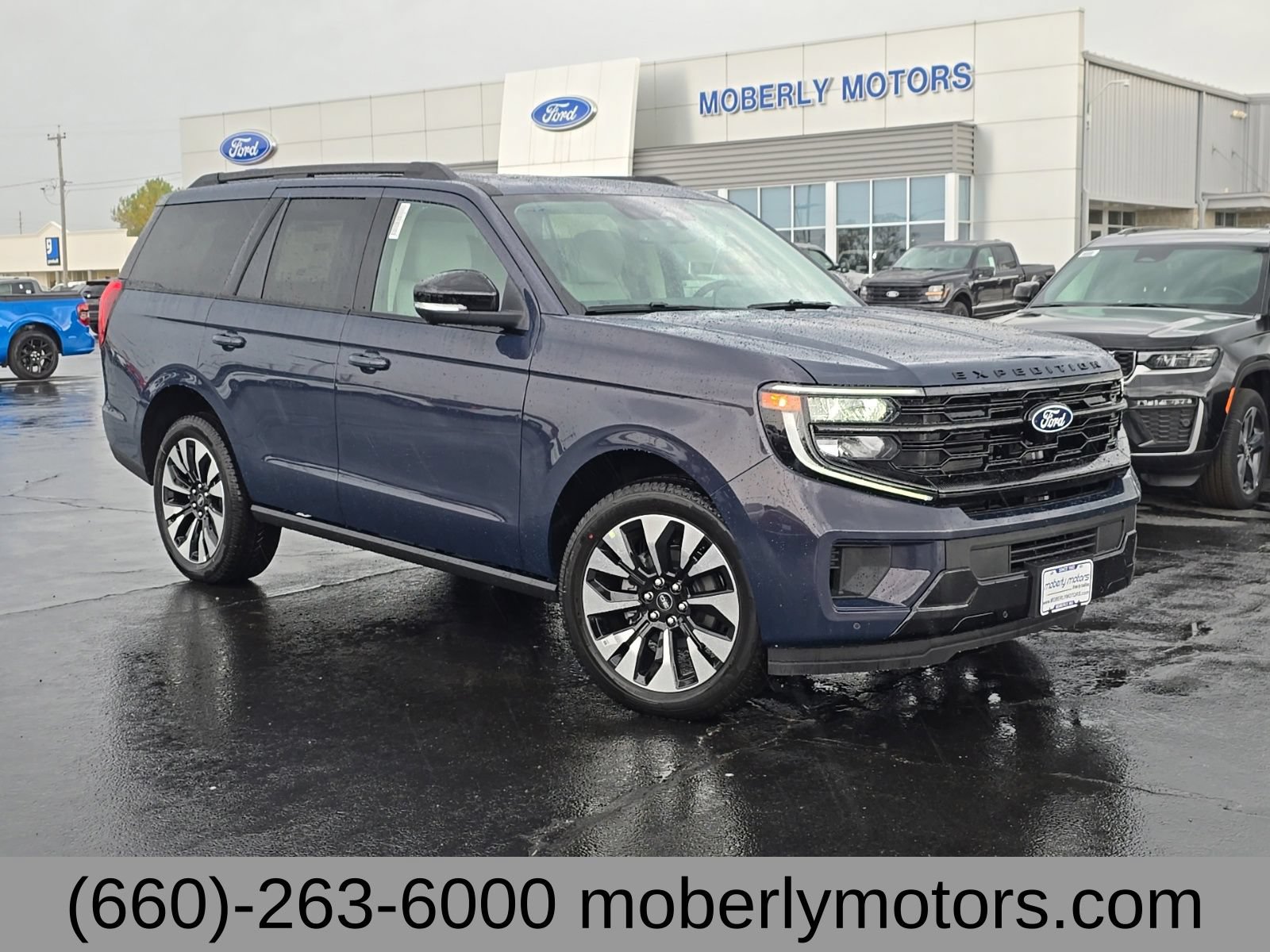 New 2027 Ford Expedition Platinum AWD/4WD image 1
