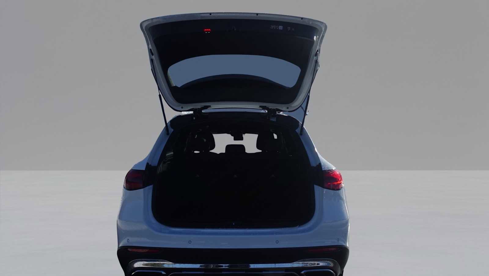 Used 2026 Mercedes-Benz GLC 300 4MATIC image 10