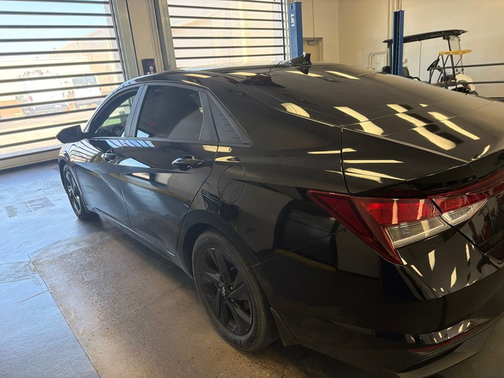 Used 2023 Hyundai Elantra SEL FWD image 8