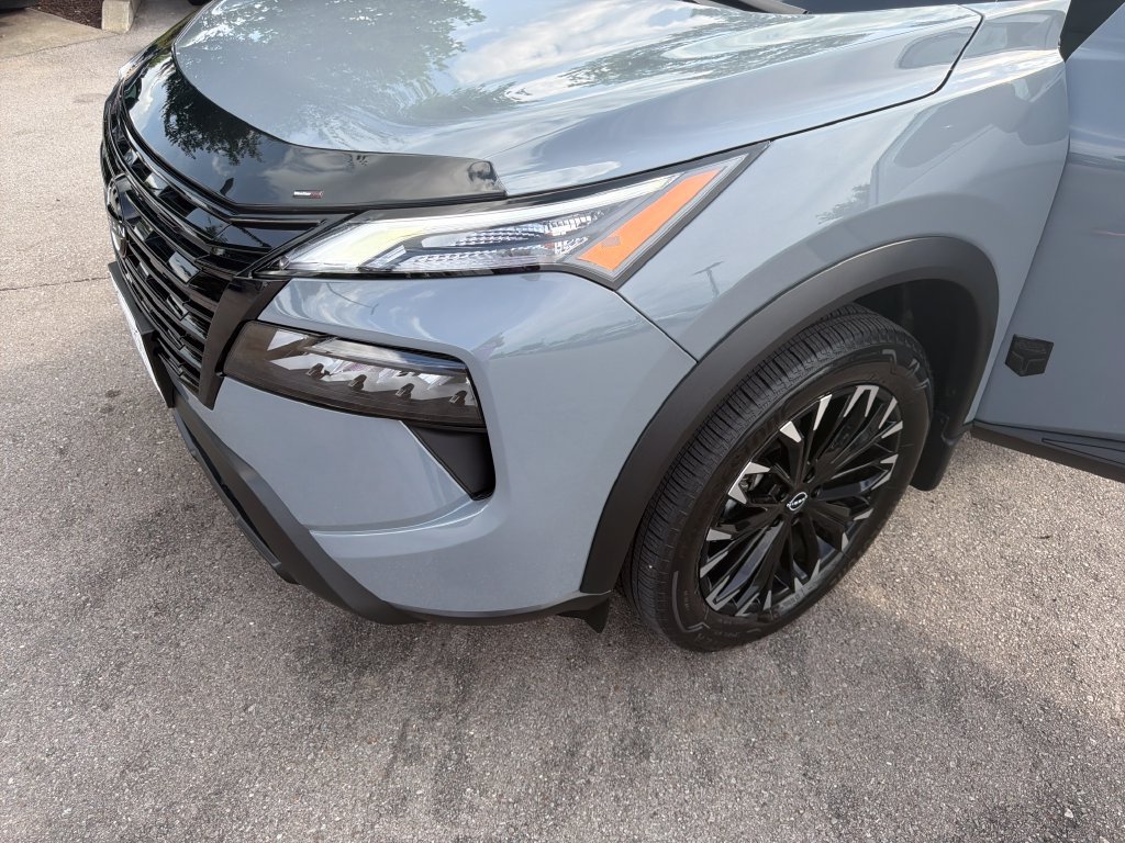 Used 2026 Nissan Rogue Dark Armor FWD image 42