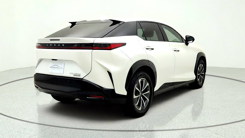 Used 2024 Lexus RZ 450e Premium w/ Technology Package AWD/4WD image 5