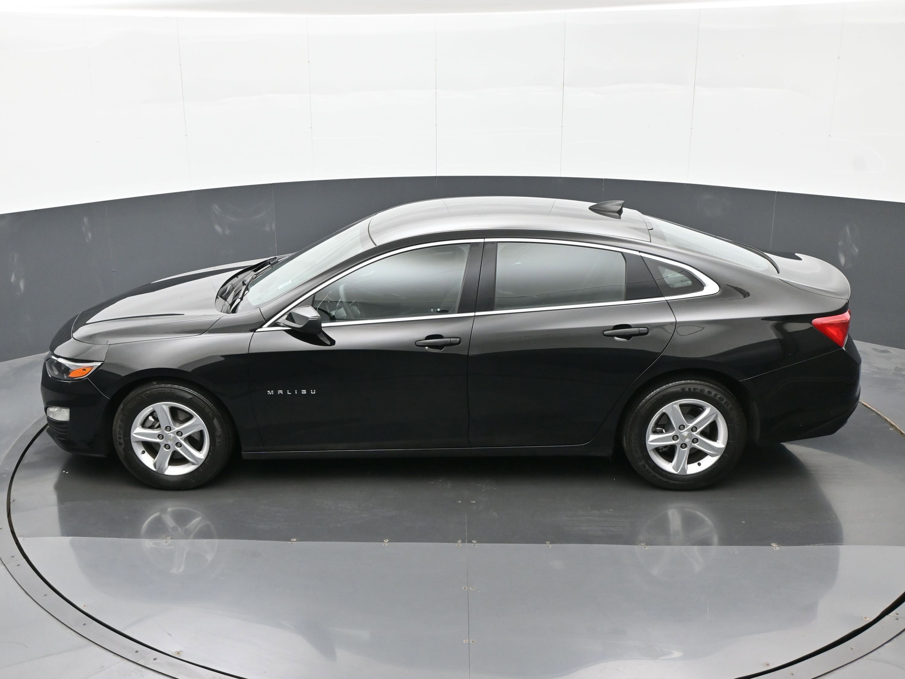 Used 2024 Chevrolet Malibu LS FWD image 35