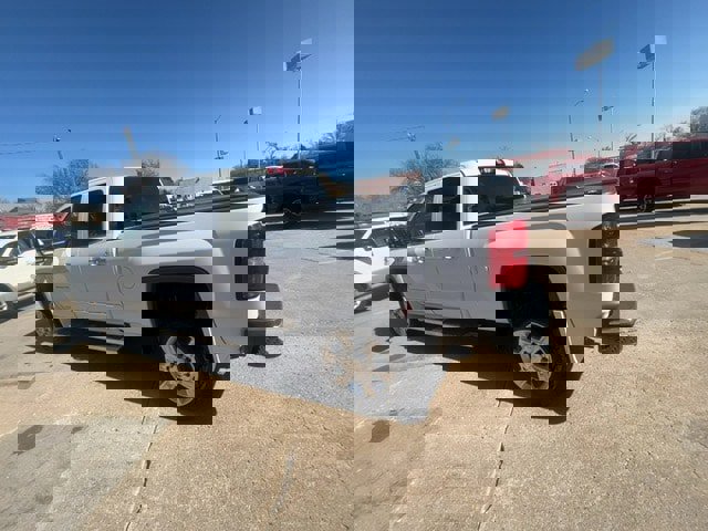 Used 2017 GMC Sierra 2500 SLT w/ Duramax Plus Package image 7