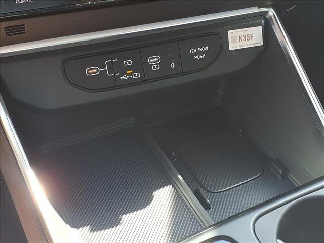 New 2026 Kia Carnival SX Prestige FWD image 11