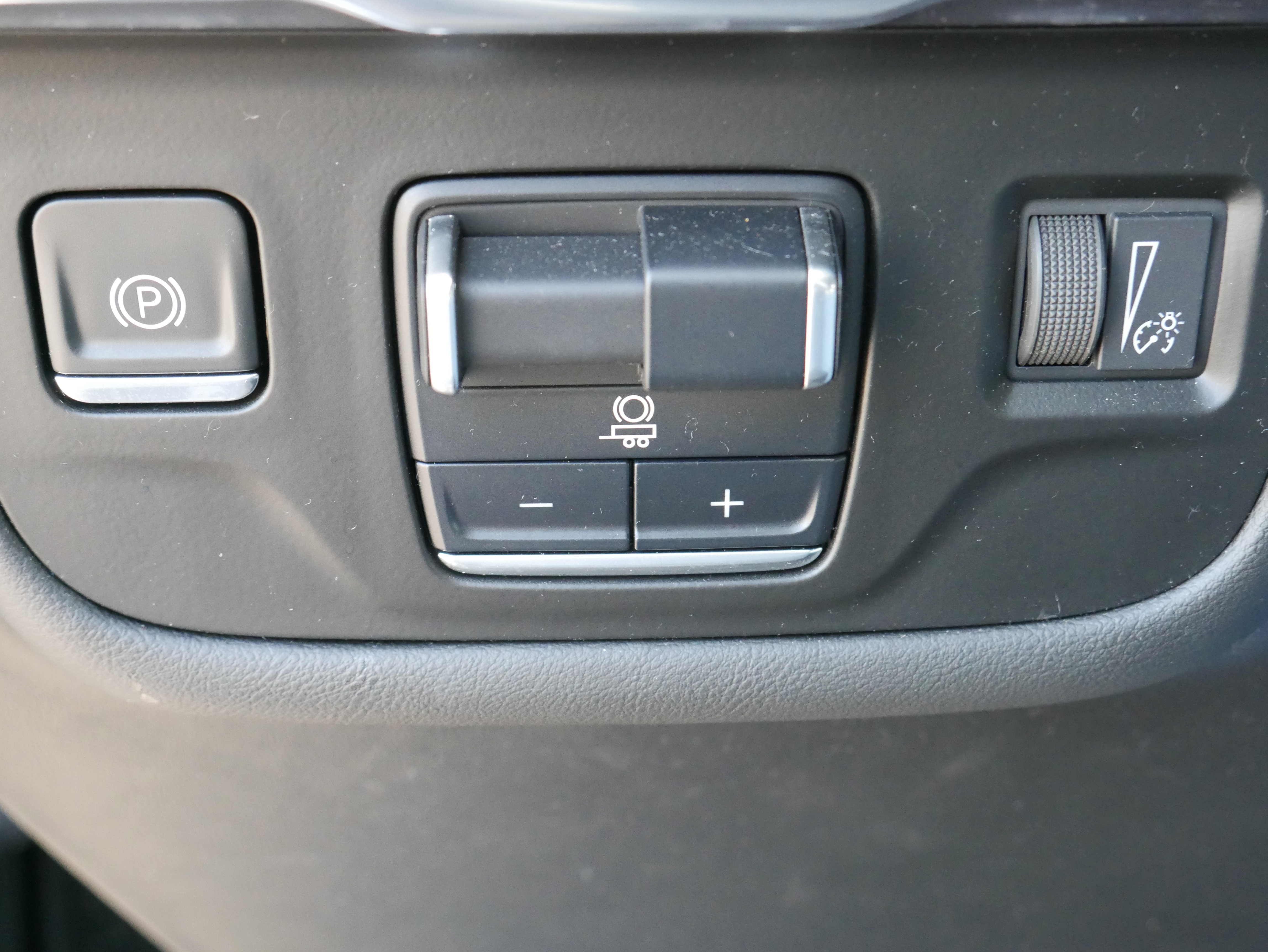 Certified 2021 Cadillac Escalade Sport w/ Driver Assist Tech Package image 43