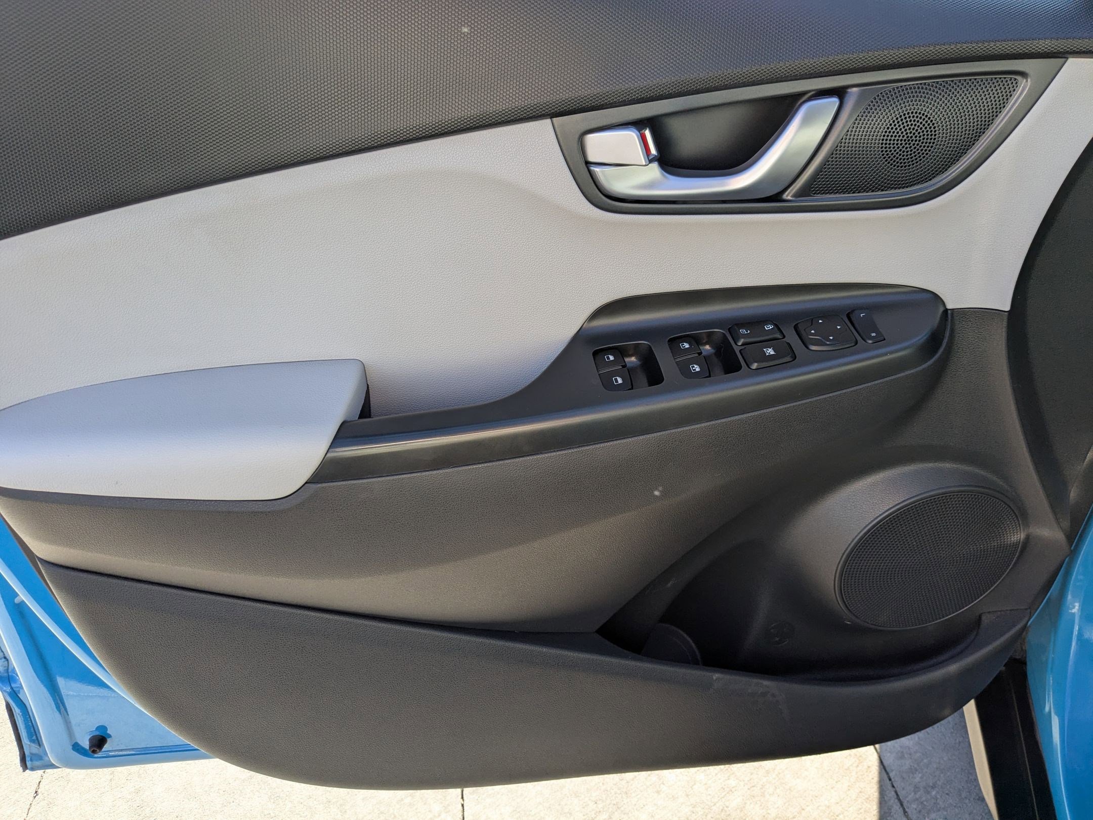 Certified 2022 Hyundai Kona SEL w/ Convenience Package image 14