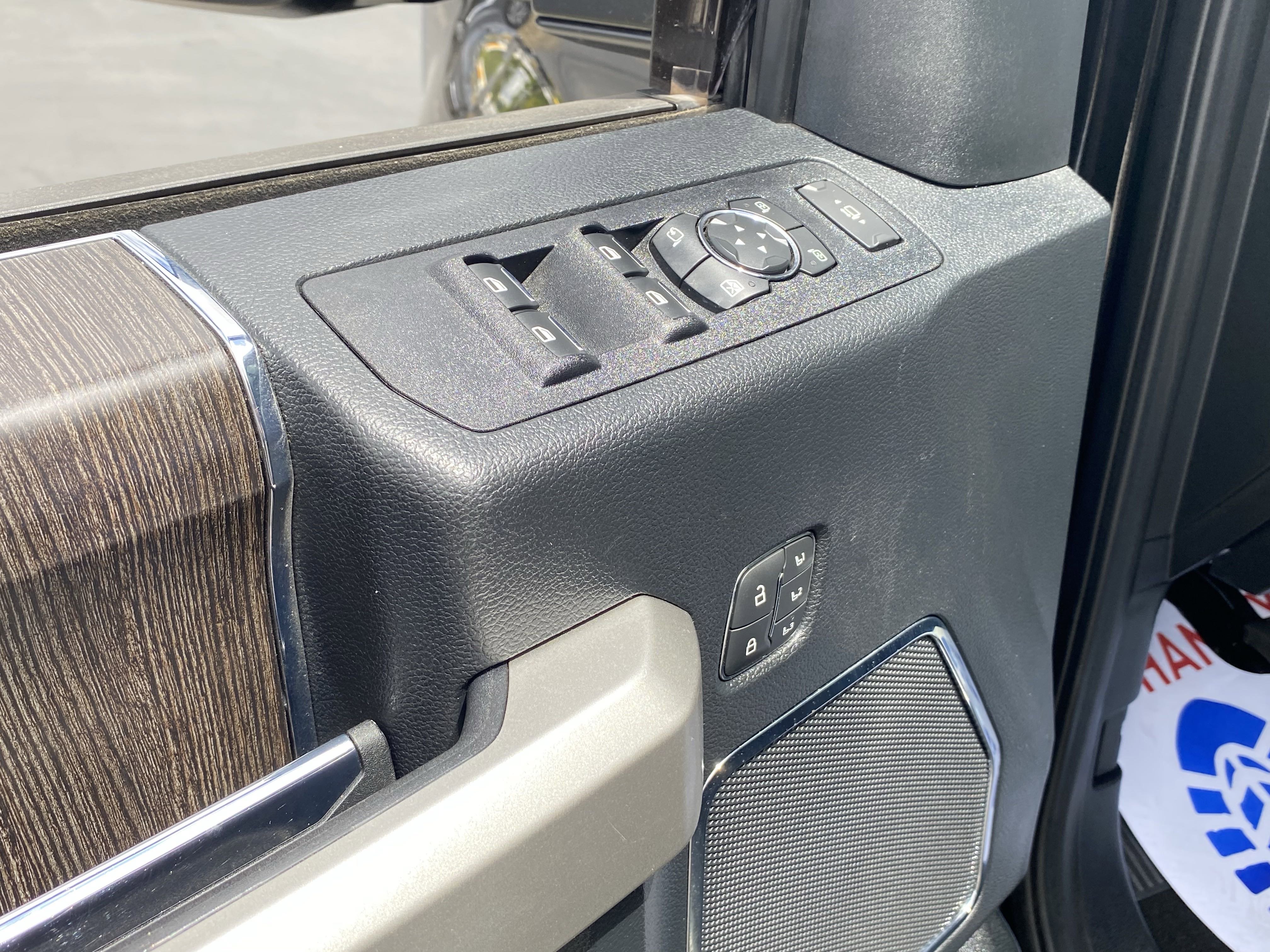 Used 2021 Ford F250 Lariat image 17