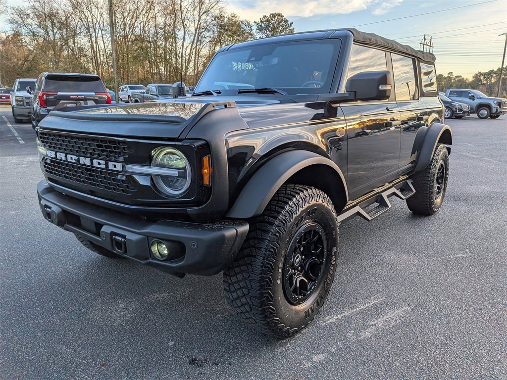 Used 2023 Ford Bronco Wildtrak image 8