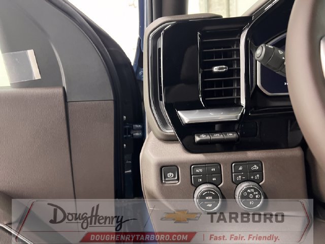 New 2026 Chevrolet Silverado 2500 LTZ w/ LTZ Plus Package AWD/4WD image 30