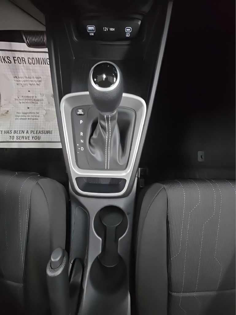 New 2026 Hyundai Venue SE FWD image 34