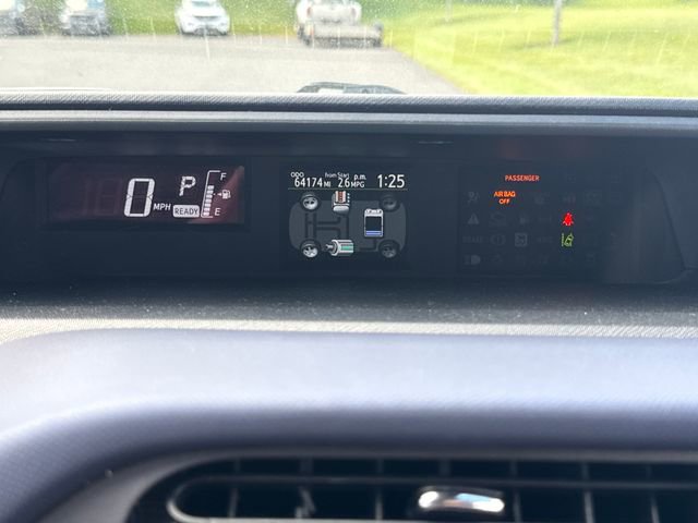 Used 2017 Toyota Prius C Two FWD image 24
