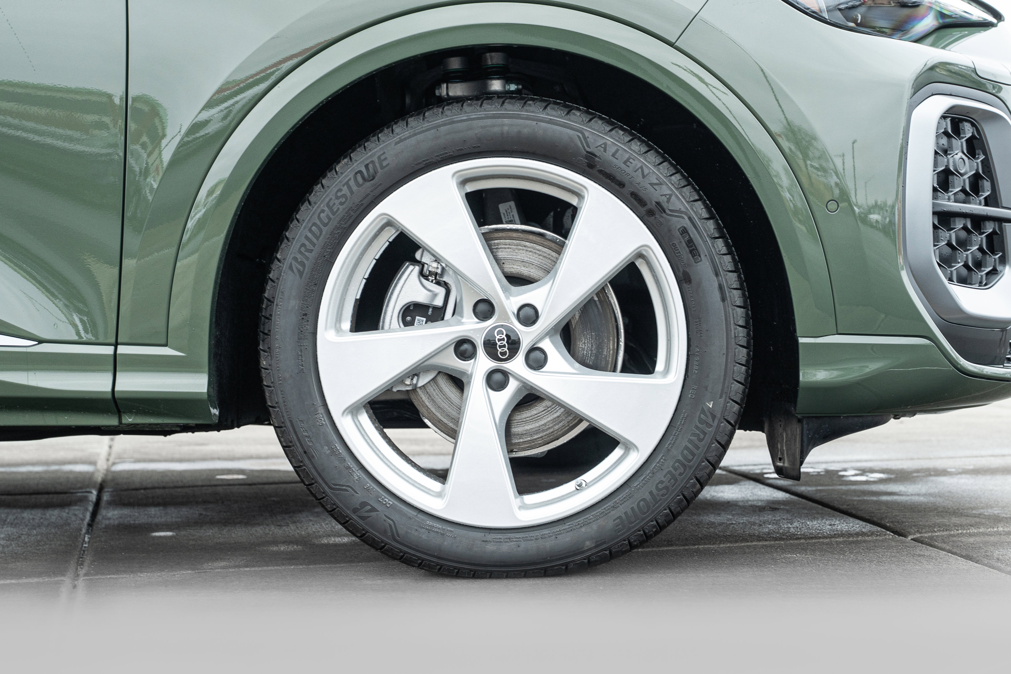 New 2025 Audi Q5 Prestige image 32