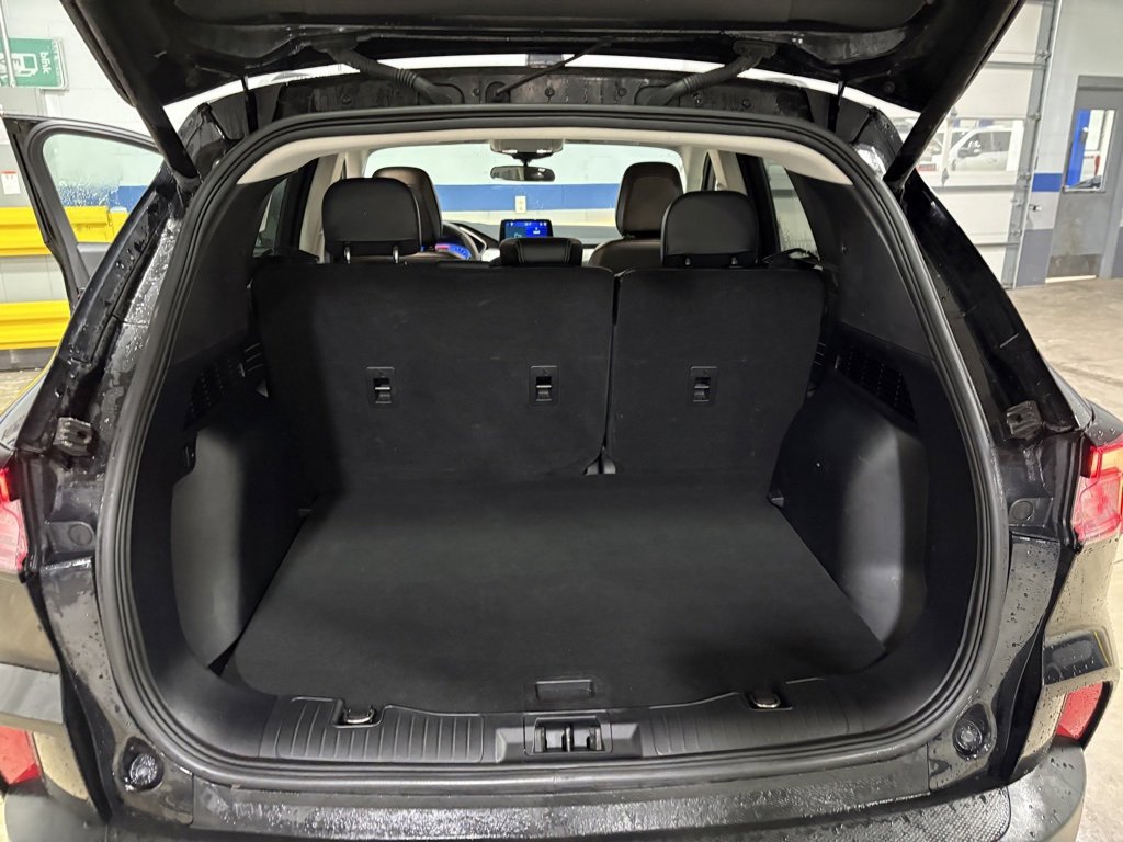 Used 2022 Ford Escape SEL w/ Technology Package image 28