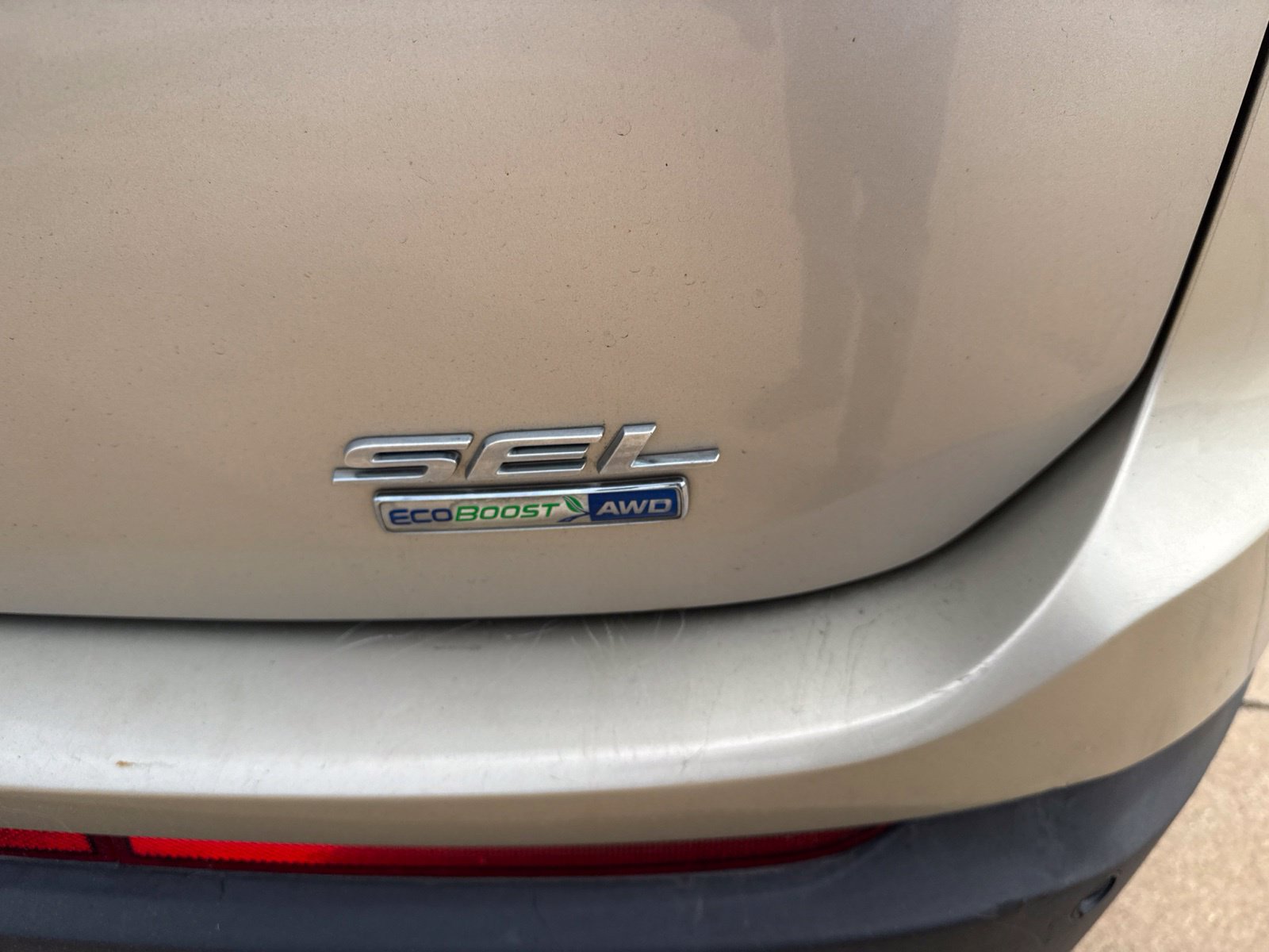 Used 2018 Ford Edge SEL w/ Equipment Group 201A AWD/4WD image 10