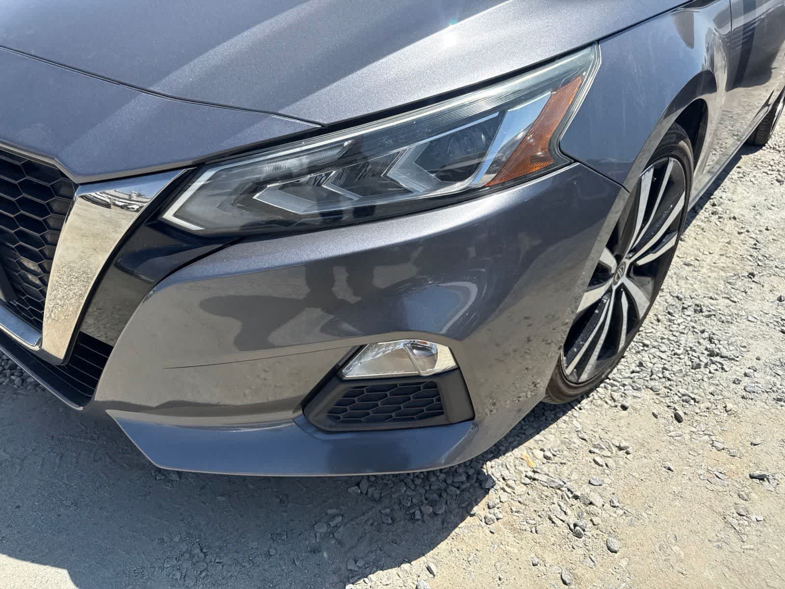 Used 2020 Nissan Altima 2.5 SR w/ Premium Package FWD image 10