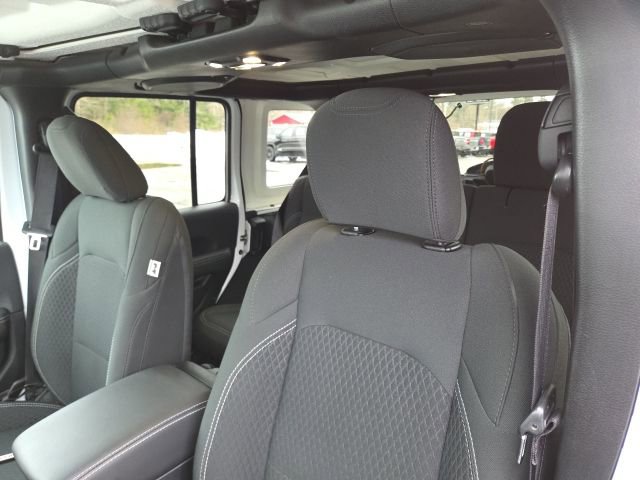 Used 2021 Jeep Wrangler Unlimited Sahara image 18