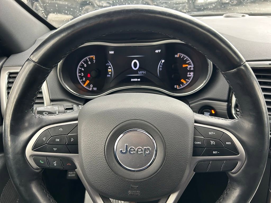 Used 2022 Jeep Grand Cherokee Laredo X image 17