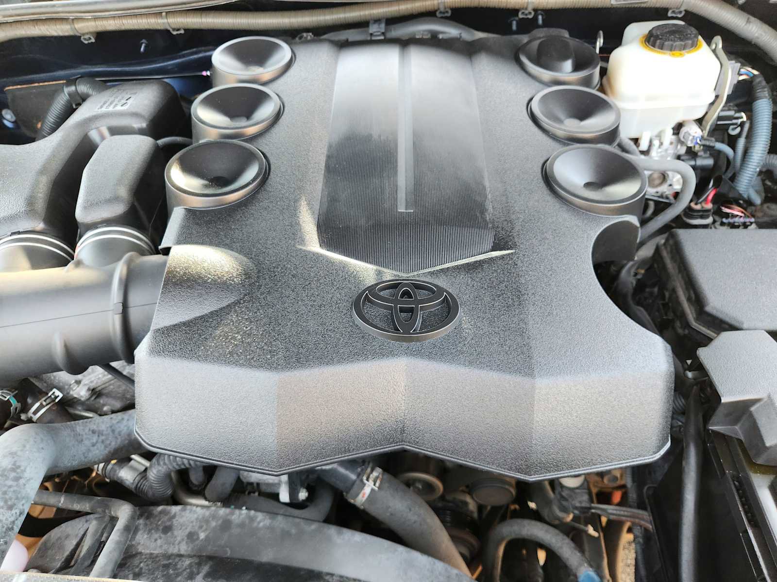 Used 2015 Toyota 4Runner Limited AWD/4WD image 31
