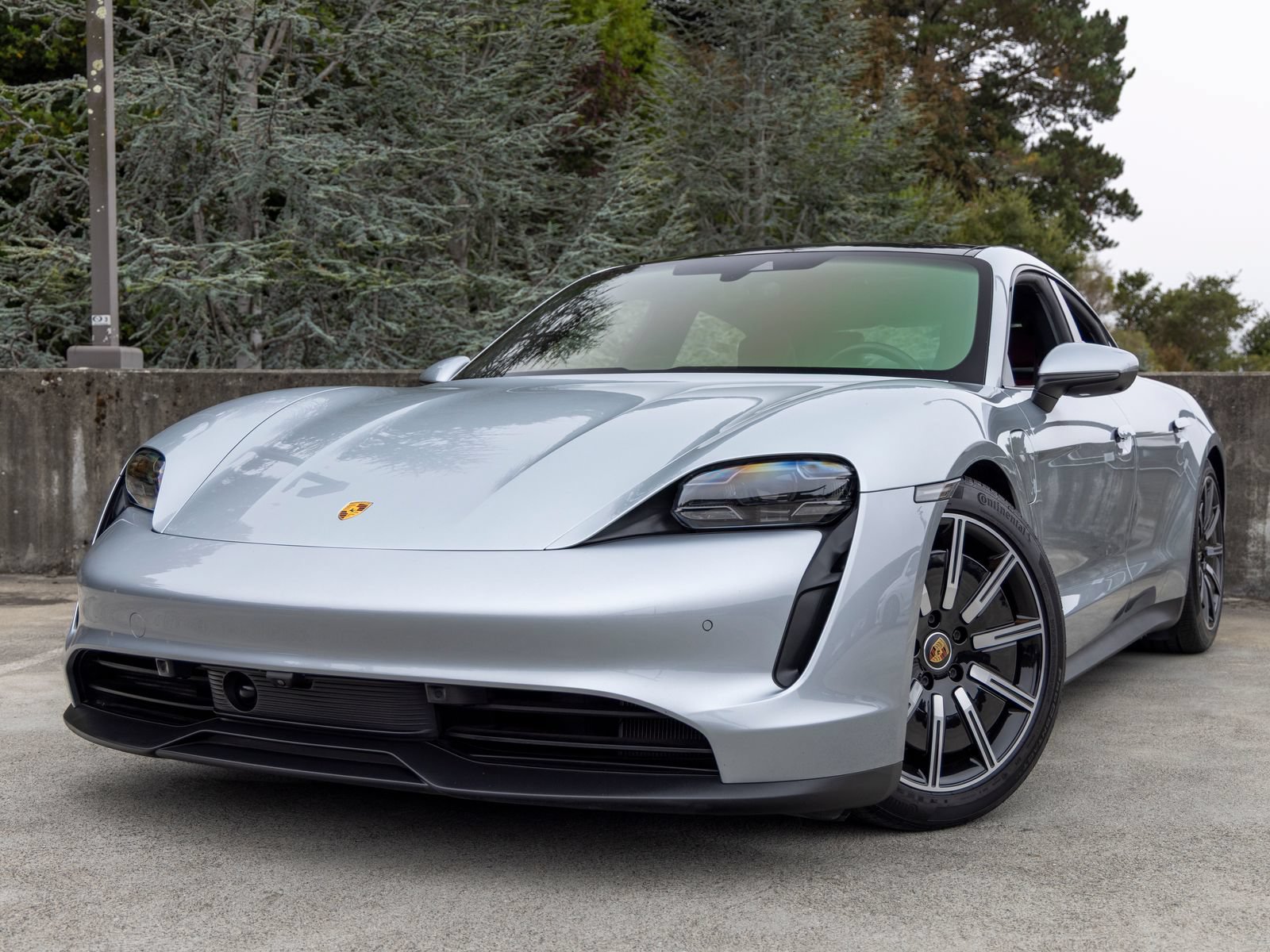 Certified 2021 Porsche Taycan 4S w/ Premium Package AWD/4WD image 7