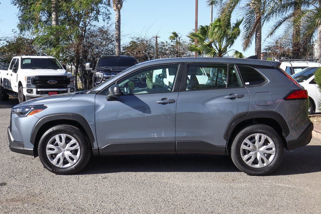 Used 2022 Toyota Corolla Cross L image 5