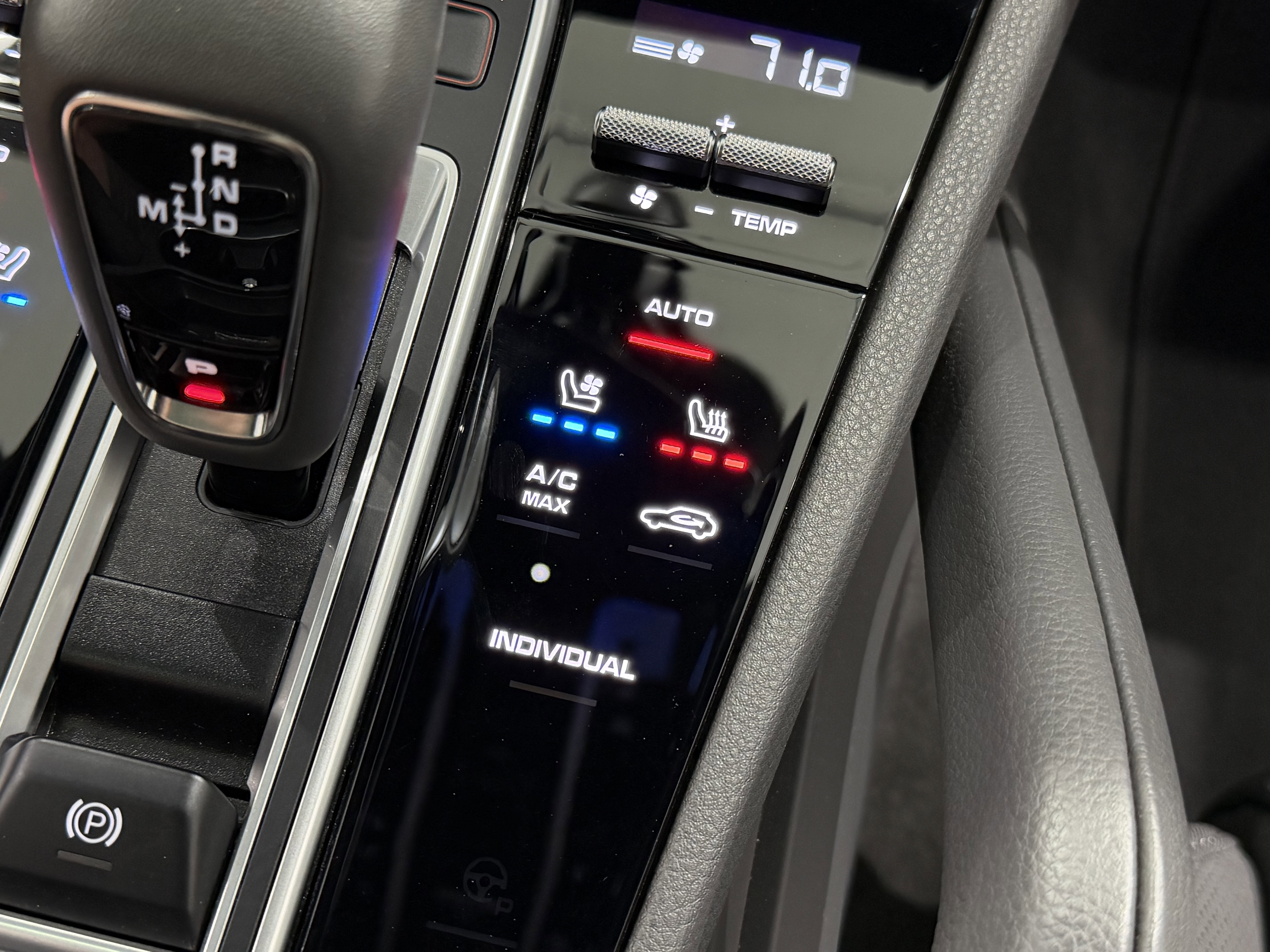 Certified 2023 Porsche Cayenne image 39