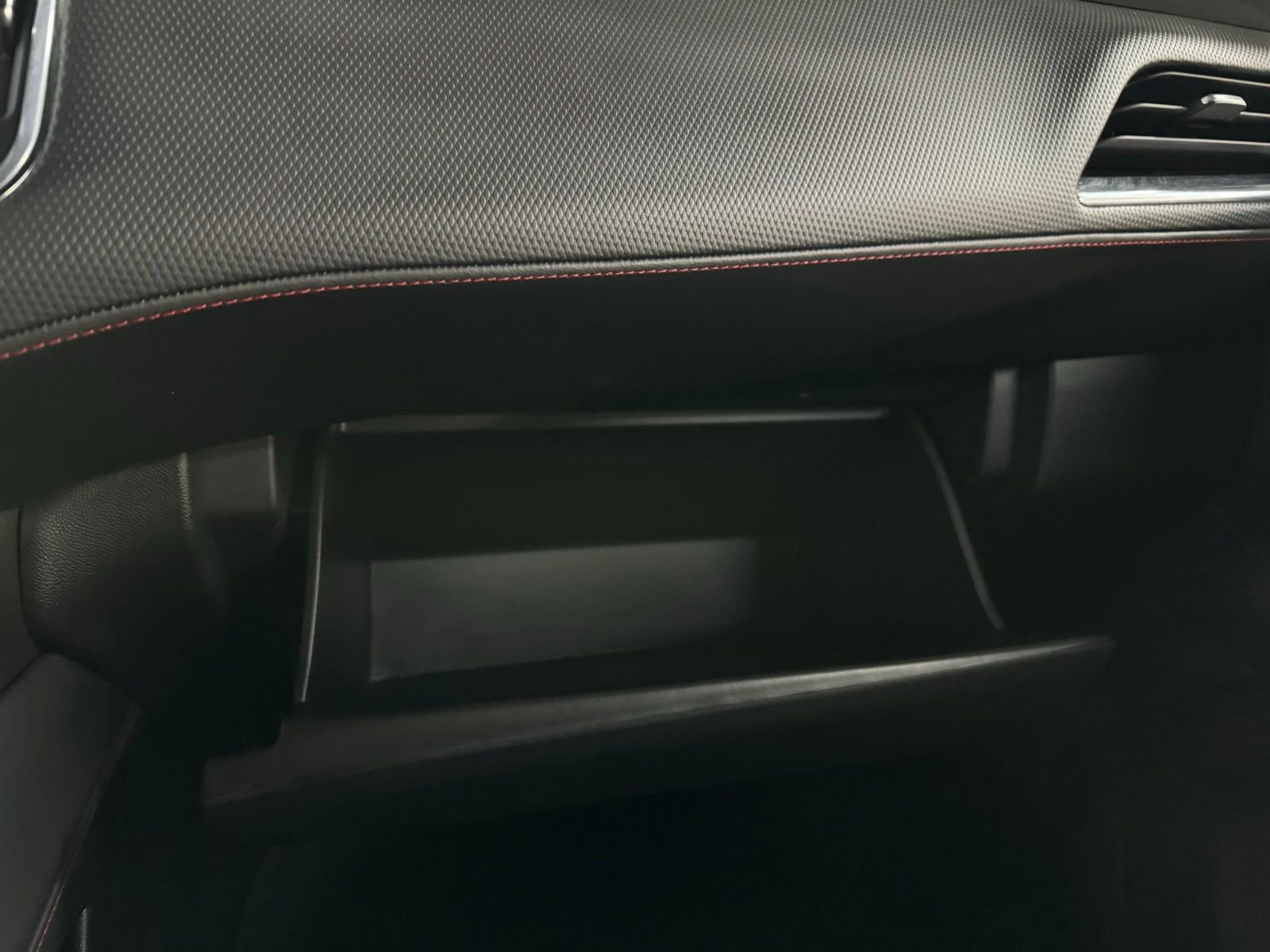 Used 2023 Chevrolet Suburban RST image 27