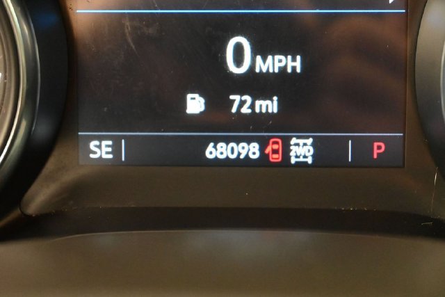 Used 2022 Buick Encore GX Preferred w/ Cold Weather Comfort Package AWD/4WD image 16