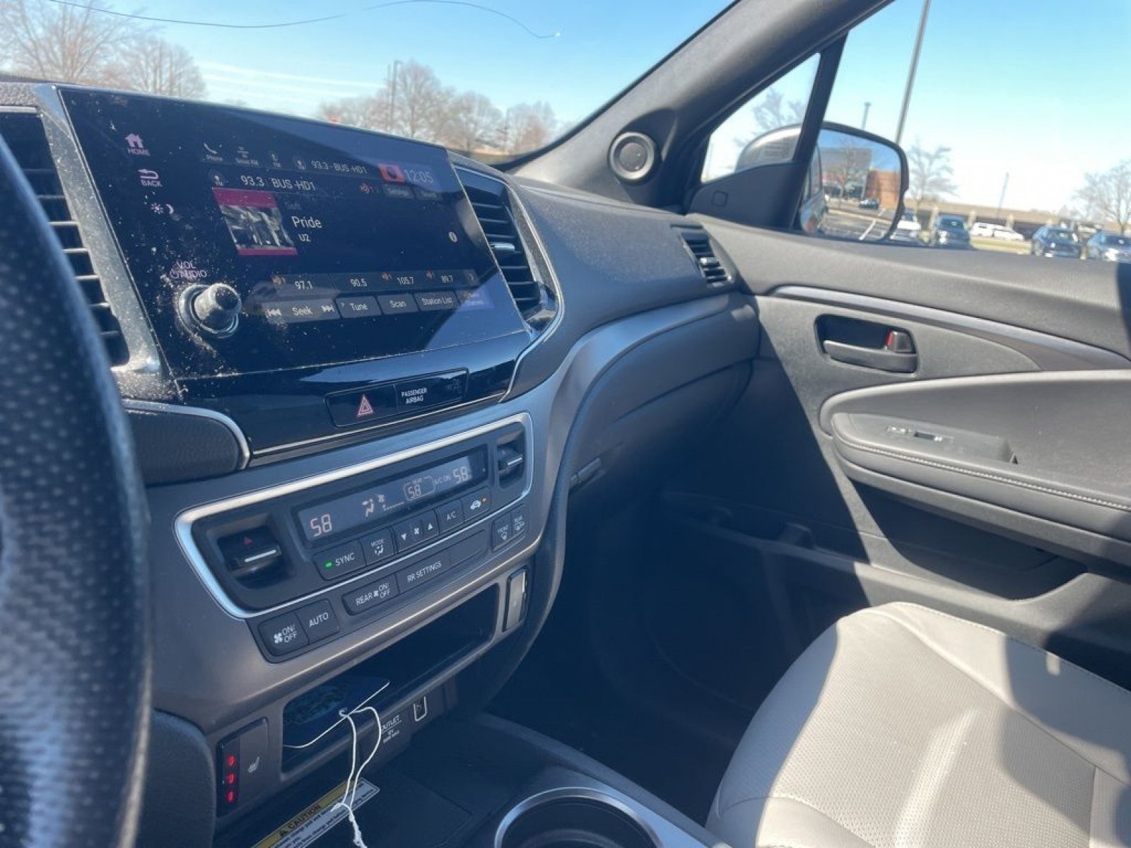 Used 2023 Honda Passport EX-L image 16