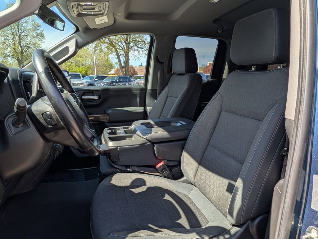 Used 2019 Chevrolet Silverado 1500 LT w/ All-Star Edition AWD/4WD image 30