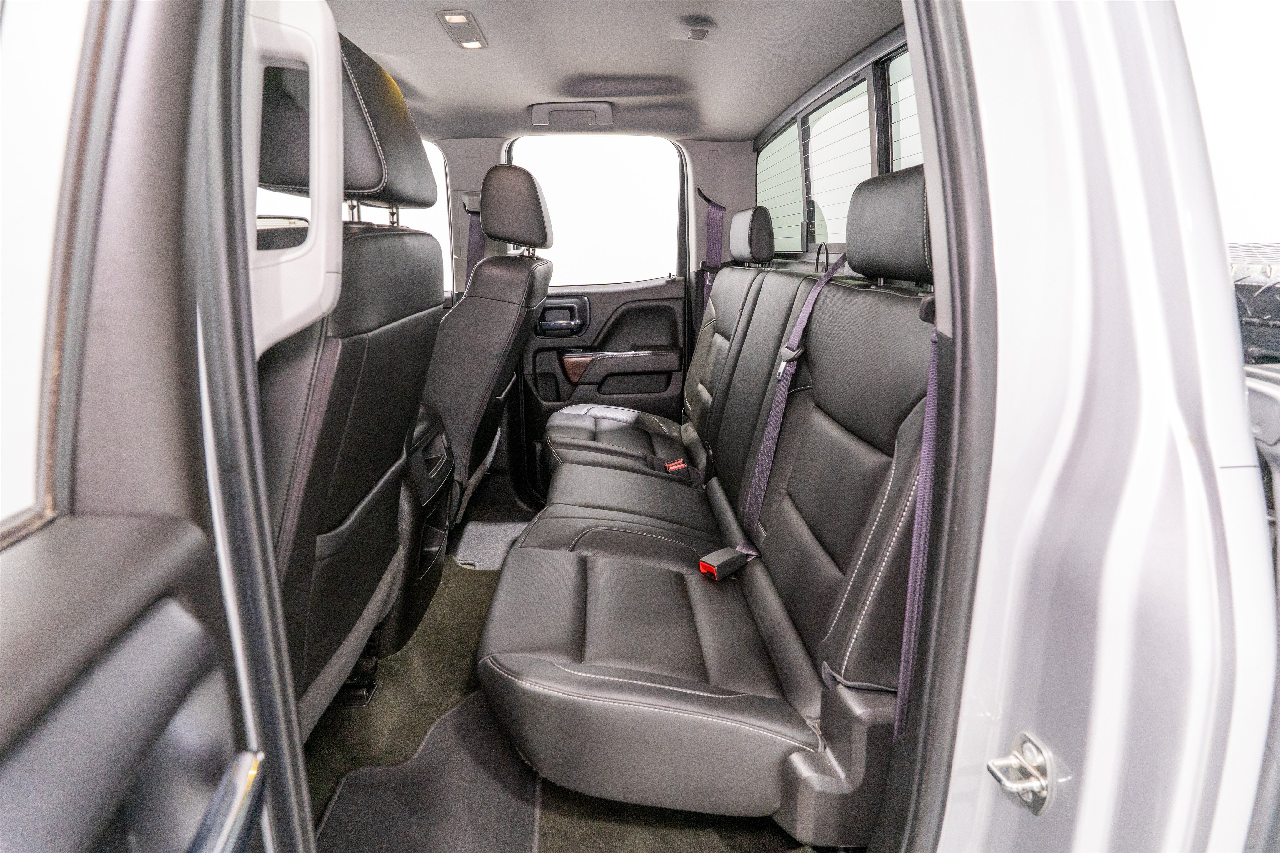 Used 2018 GMC Sierra 1500 SLT w/ SLT Premium Package AWD/4WD image 29