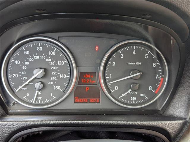 Used 2008 BMW 335i Convertible image 11