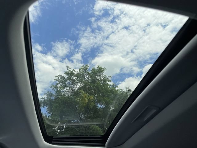 New 2026 Chevrolet Trax ACTIV w/ Sunroof Package FWD image 22