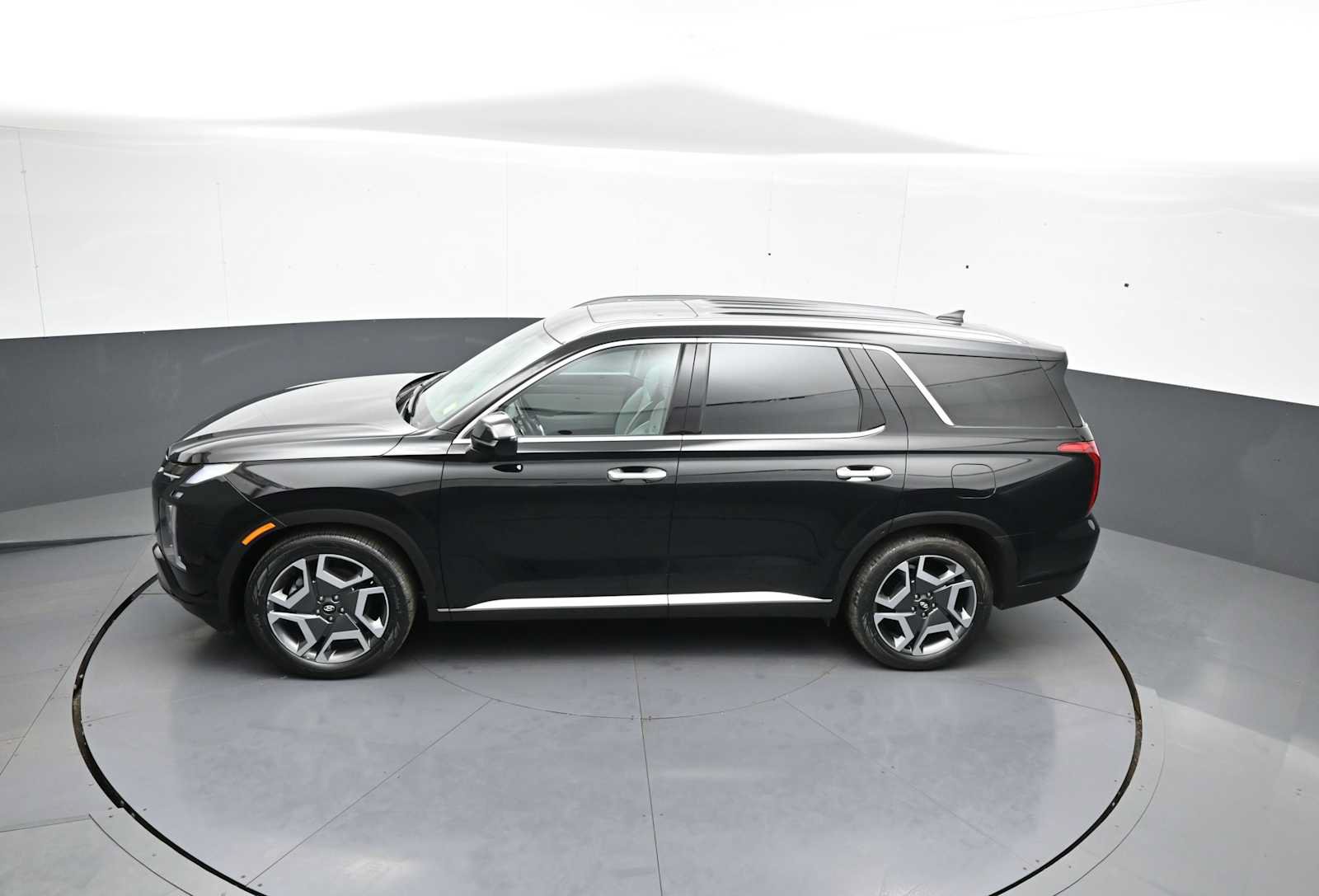 Certified 2023 Hyundai Palisade SEL w/ Cargo Package AWD/4WD image 43