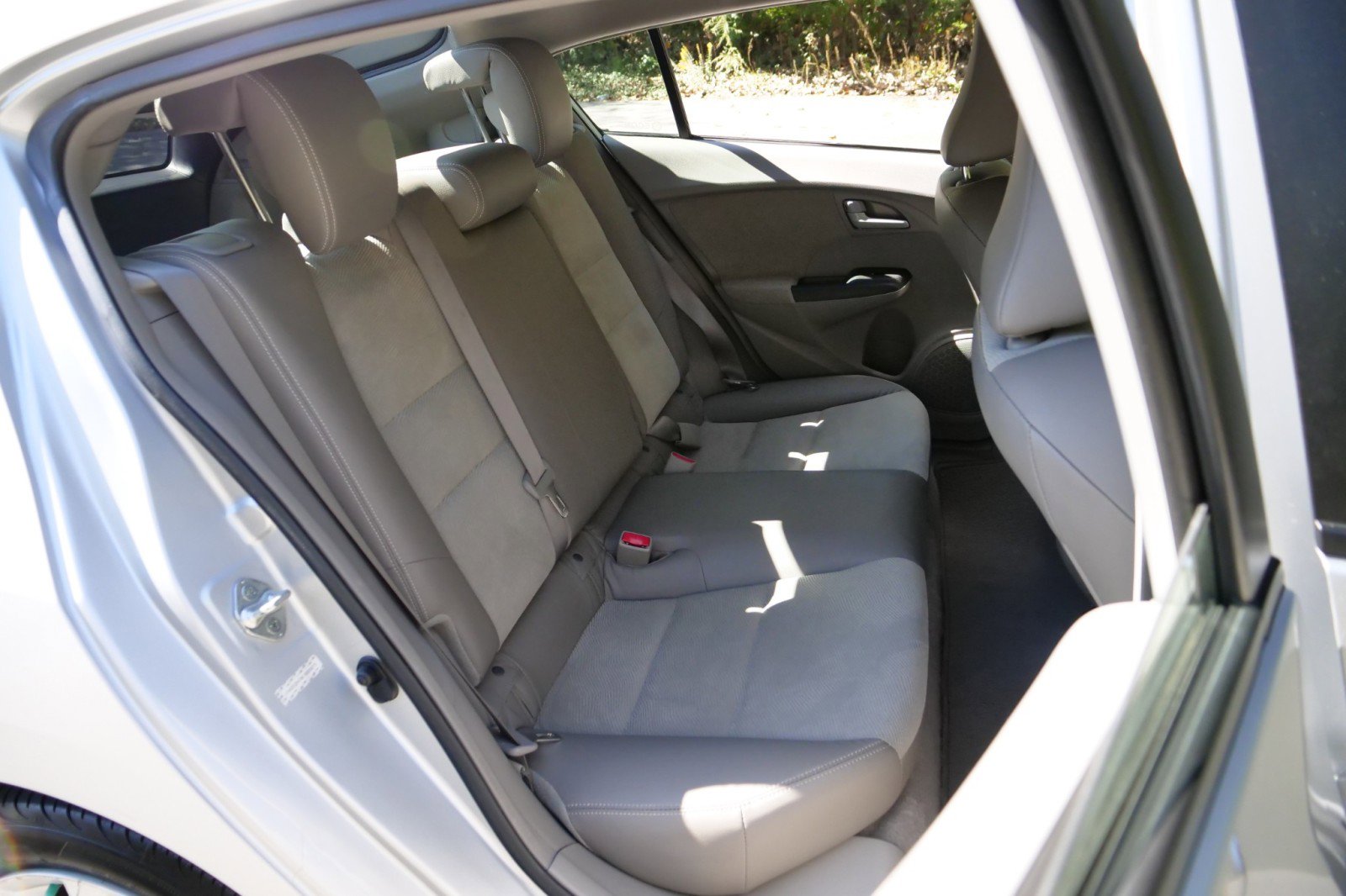 Used 2012 Honda Insight EX image 32