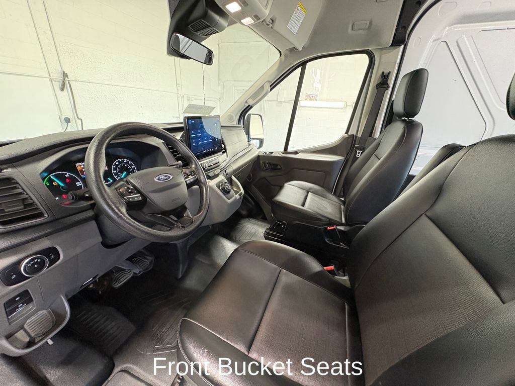 Used 2023 Ford E-Transit Medium Roof image 15