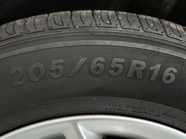 Used 2023 Kia Soul S FWD image 32