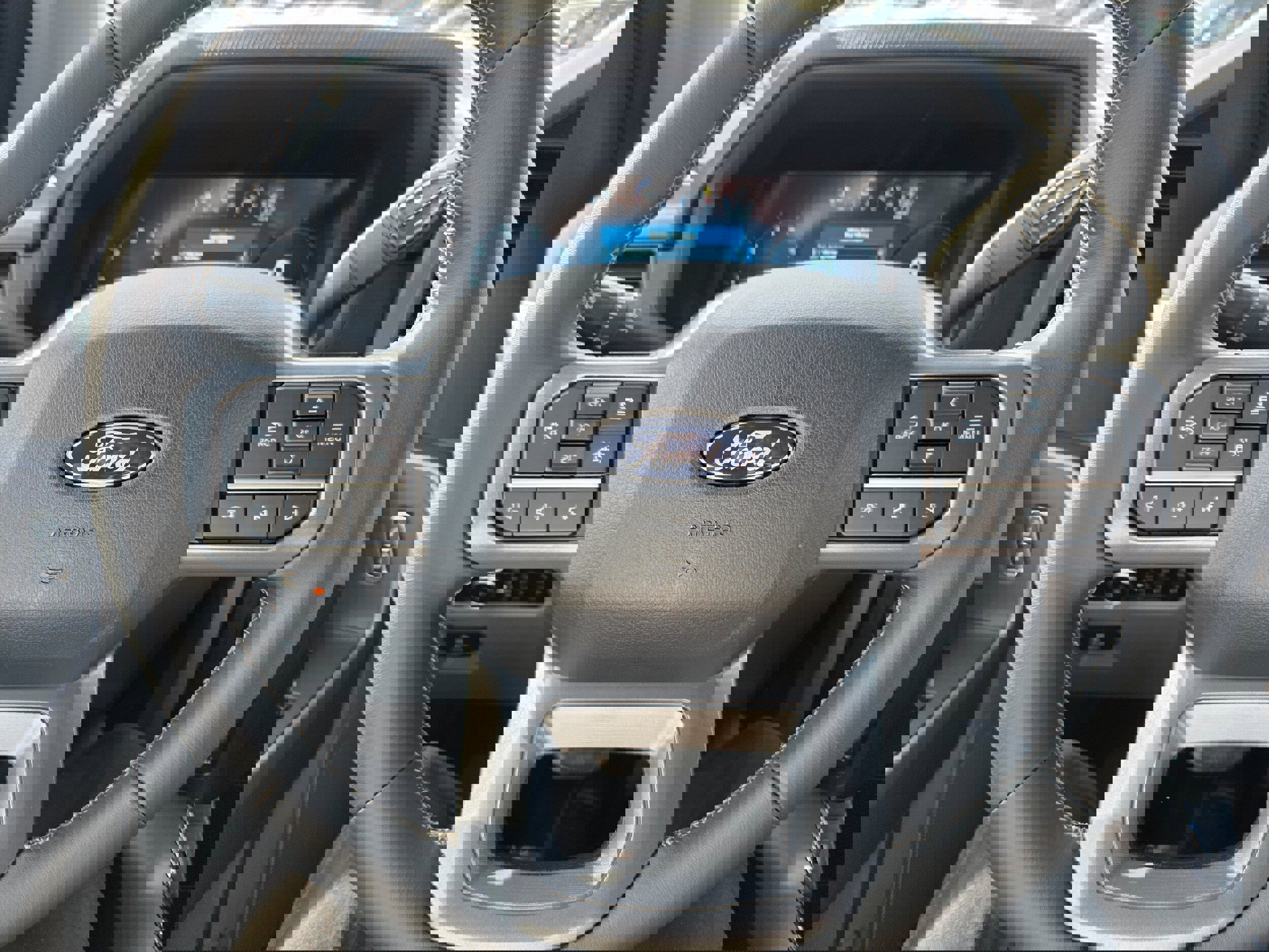 New 2026 Ford F150 XLT w/ Equipment Group 302A MID image 15